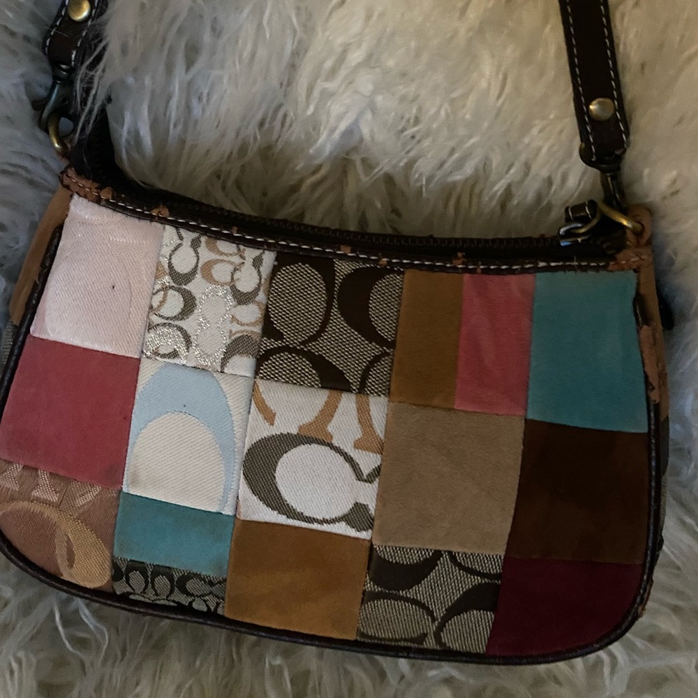 Coach wristlet/clutch - Picture 4 of 9